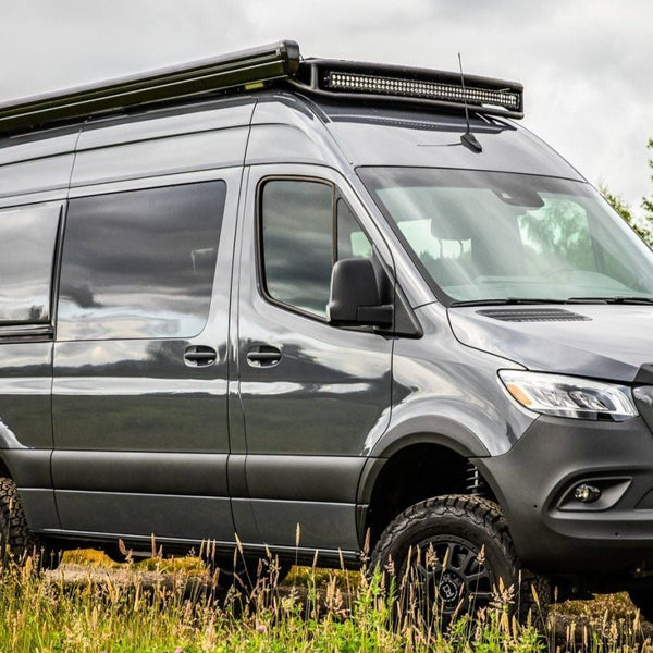 Safari Rack 2.0 SLB single light bar ROAMBUILT